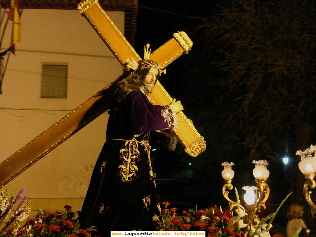 5 de Abril de 2007. Jueves Santo. El Cristo Nazareno (Nuestro Padre Jesús) a su paso por la Glorieta