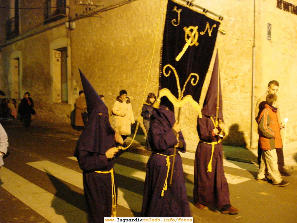 5 de Abril de 2007. Jueves Santo. El comienzo de la procesión a su paso por la Glorieta