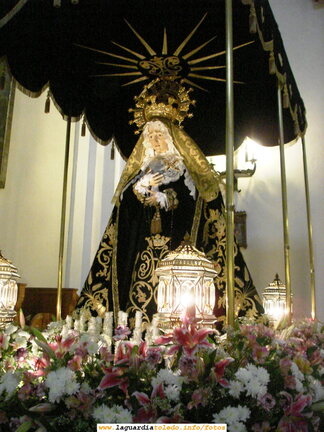 6 de Abril de 2007. Viernes Santo. Nuestra Señora de la Soledad en la Iglesia