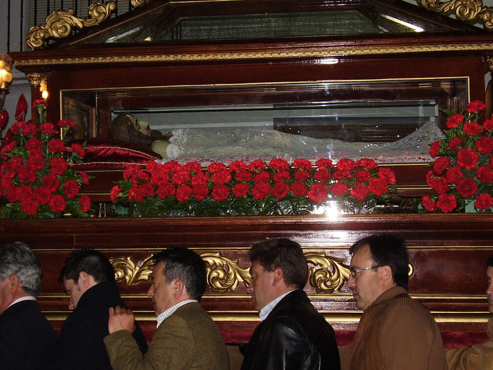 Alzando de la Urna