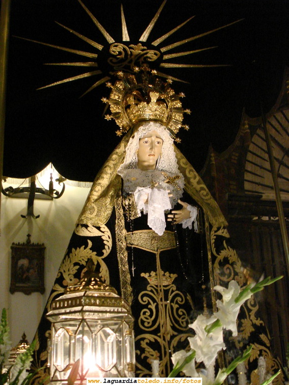 20 de Marzo de 2008. Jueves Santo. La urna en la Iglesia Parroquial después de la procesión