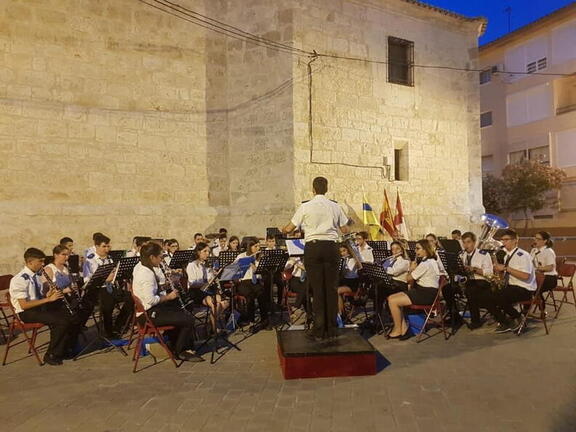 Encuentro de bandas en Vilarrubia de Santiago