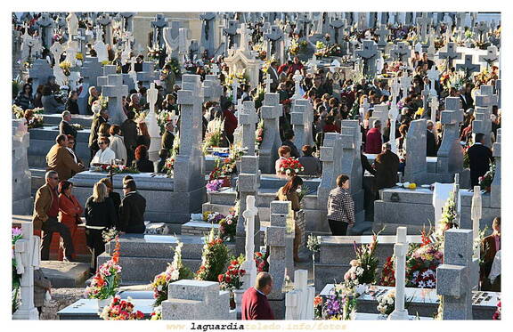 1 de noviembre de 2007. Dia de Los Santos, cementerio.