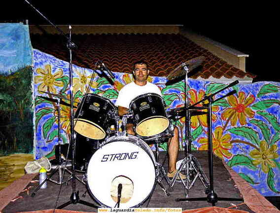 Ensayo festival benéfico batería