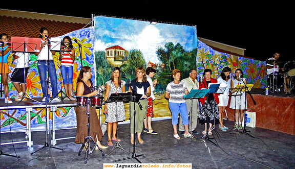 Ensayo general festival benéfico