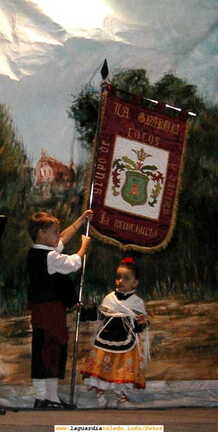 Festival_02_La_Mancuela_01_Estandarte_lgt