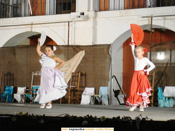 17 de Septiembre de 2006. Actuación de la Escuela de Baile del AMPA dirigida por Mª Julia Rodríguez García