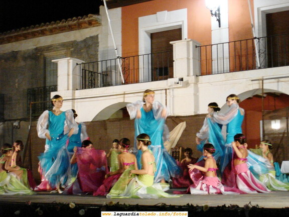 17 de Septiembre de 2006. Actuación de la Escuela de Baile del AMPA dirigida por Mª Julia Rodríguez García