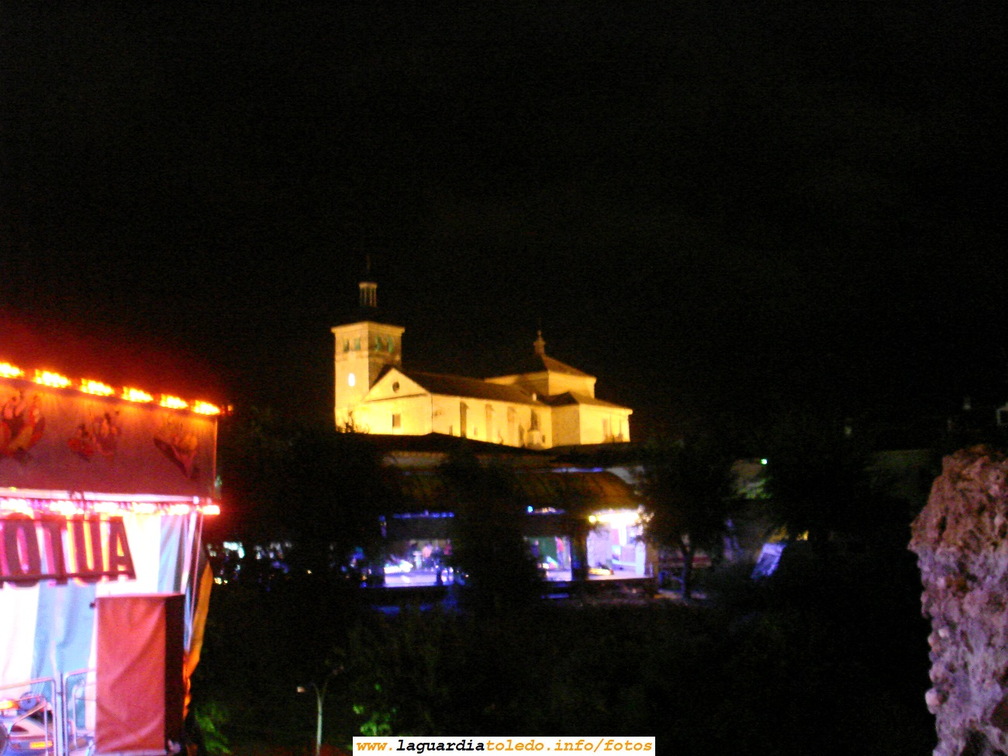 24 de Septiembre de 2006. Imágen pintoresca en las fiestas al lado del Castillo