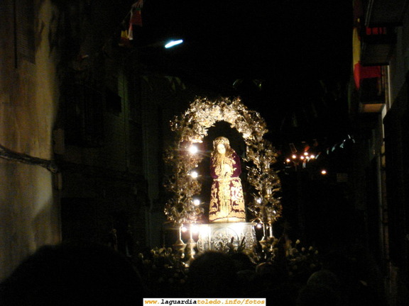 25 de Septiembre de 2006. Procesión nocturna. El Santo Niño por la calle de la Madera