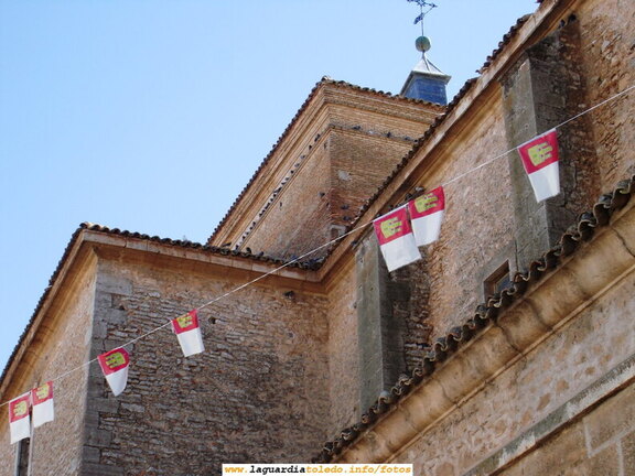 26 de Septiembre de 2006. Las palomas de la Iglesia también están de ferias