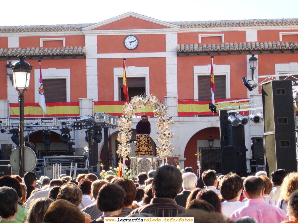 26 de Septiembre de 2006. Llegada del Santo Niño a la Plaza para el Ofertorio