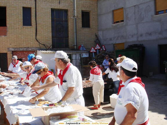 27 de Septiembre de 2006. Gran Caldereta de carne en el Corralón. Organiza La Peña los Timbales