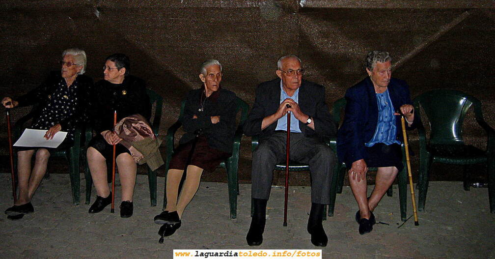 26 de Septiembre de 2006, devotos del Santo Niño en el Ofertorio de la plaza.