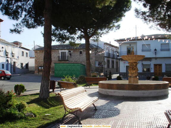 30 de Septiembre de 2006. Primera hora de la mañana. Pasada una semana desde el comienzo de las fiestas, las zonas del ferial vuelven a la normalidad.