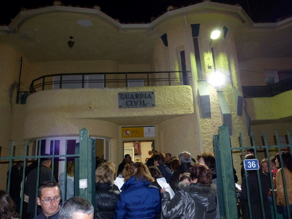 Mayos a La Guardia Civil