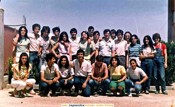 Foto de fin de curso guardiolos estudiendo en el Instituto Alonsos de Ercilla, Ocaña año 1983 ?