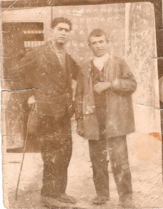 Bonifacio y un amigo