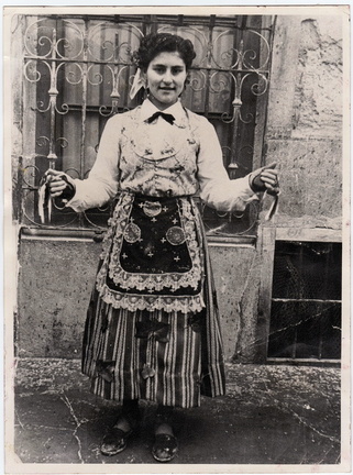 coros y danzas