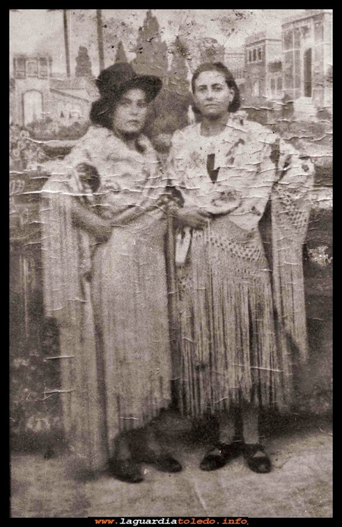 Con mantón de manila