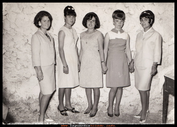 LAS AMIGAS