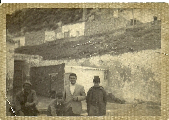 Majá de Julio y Aquilino Tacero con su padre y el tio Esteban "el tate"
