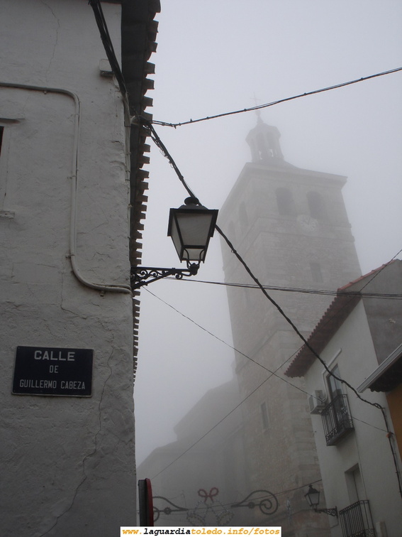 7 de Enero de 2007. Iglesia desde la Calle Guillermo Cabeza un día de niebla
