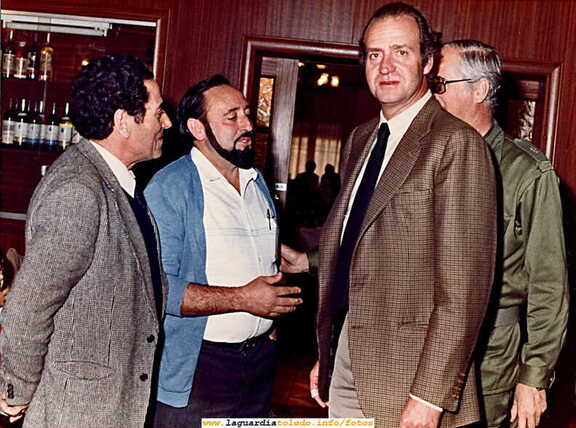 El Rey de paso por La Guardia en el Restaurante El Madero.