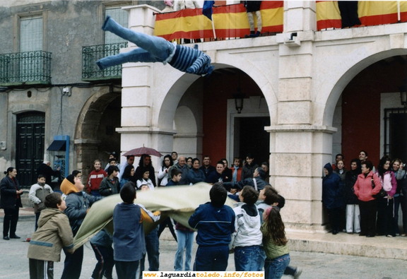 9 de Abril de 2007. Manteo y quema de judas y peleles en La Plaza