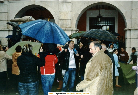 9 de Abril de 2007. Manteo y quema de judas y peleles en La Plaza