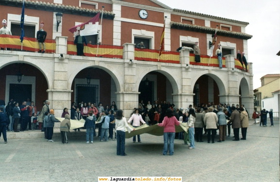 9 de Abril de 2007. Manteo y quema de judas y peleles en La Plaza