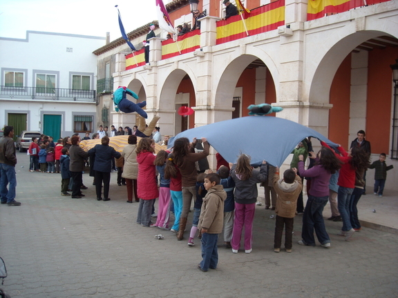 24 de marzo de 2008. Manteo de los peleles