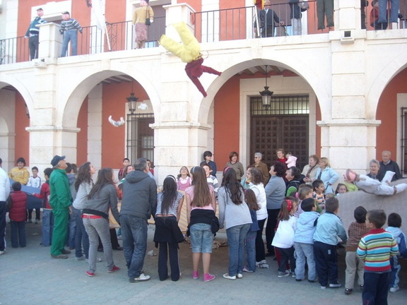 Manteo de peleles. 13 de abril de 2009