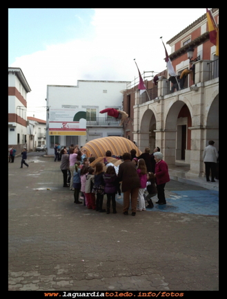 Manteo de peleles. 25 de Abril de 2011