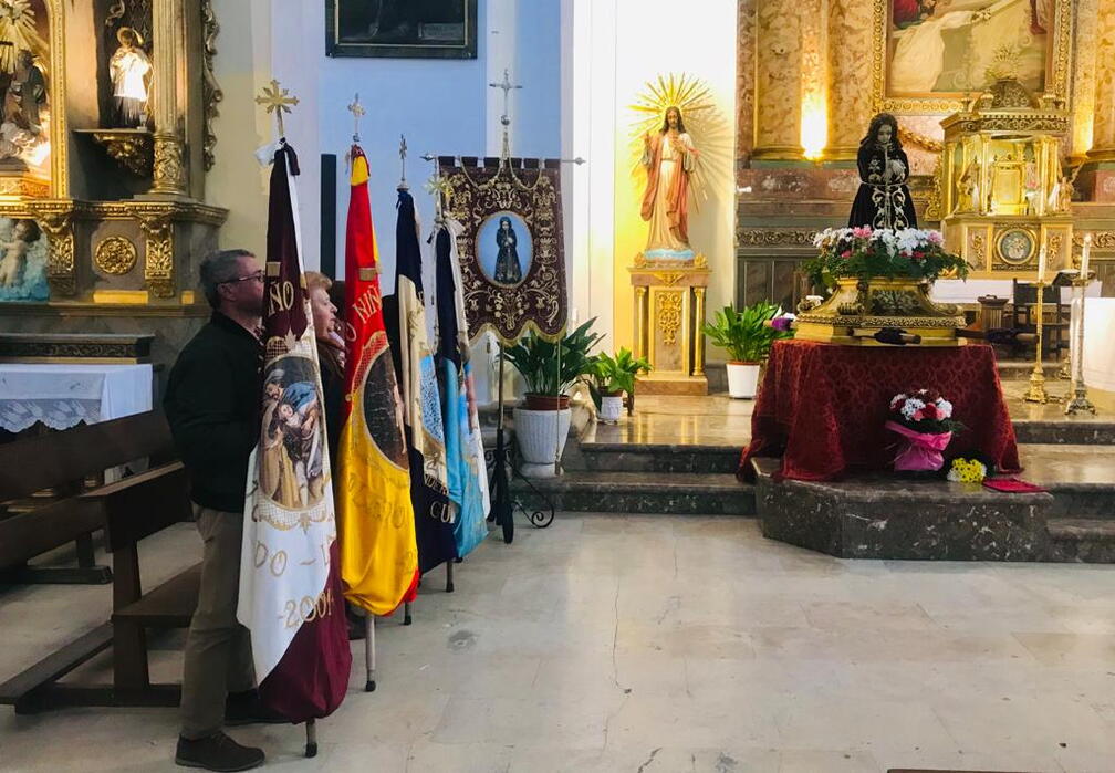 El Santo Niño en la iglesia