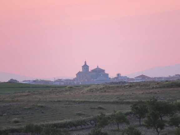 La Guardia y el depósito de la Plazuela San Miguel desde los molinos del Romeral