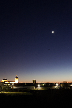 CONJUNCIÓN DE LA LUNA Y VENUS. (27-12-2011)