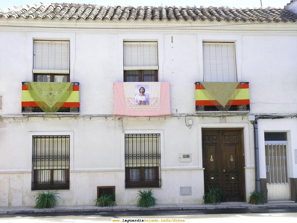 Corpus Christi 2006. Casa engalanada para la procesión del Corpus