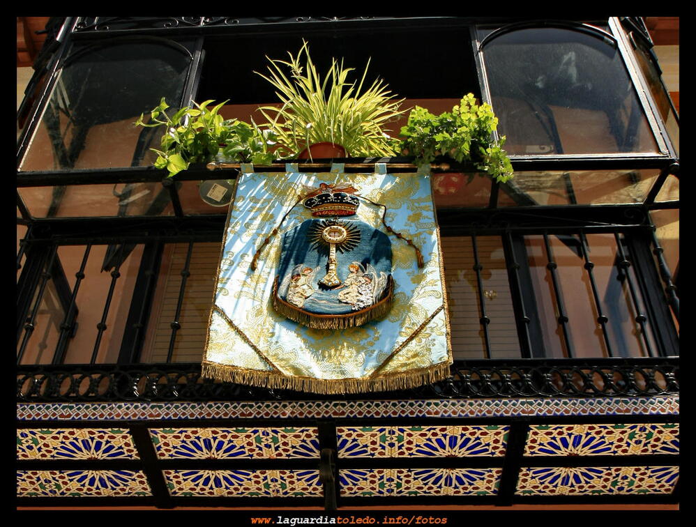 Corpus 2011 - Los que adornan los balcones I