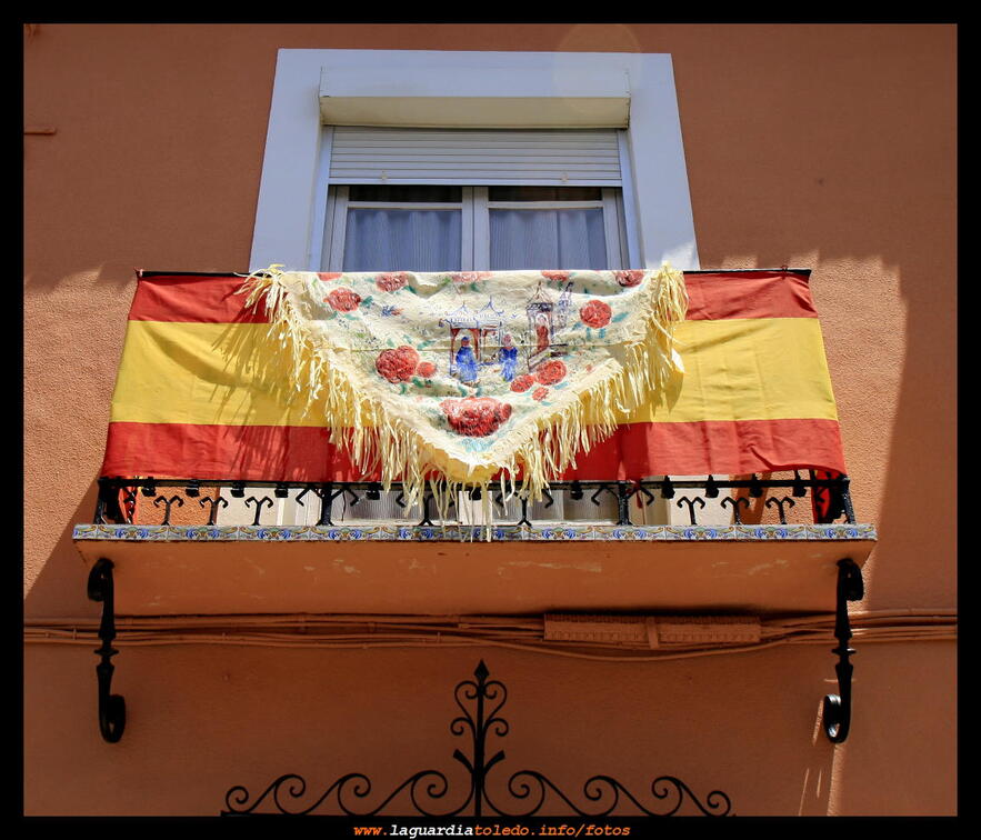 Corpus 2011 - Los que adornan los balcones II