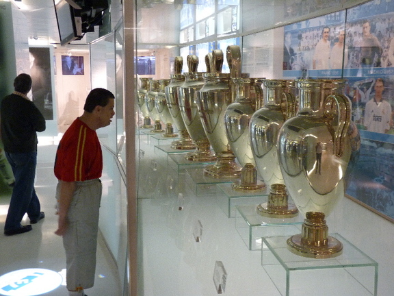 Visita al estadio Santiago Bernabéu realizada por Homiguar (IV)