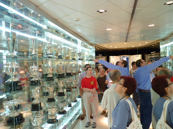 Visita al estadio Santiago Bernabéu realizada por Homiguar (II)