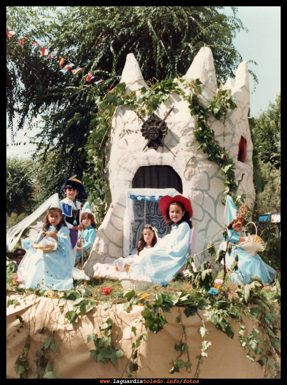 Carroza de "La bella durmiente". Fiestas 1981