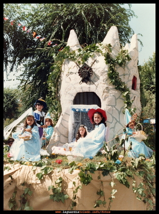 Carroza de "La bella durmiente". Fiestas 1981