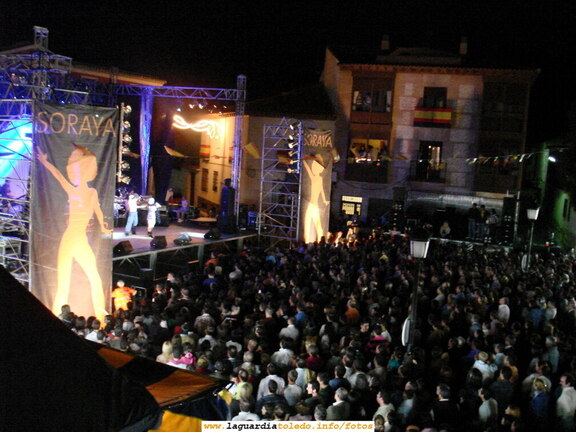 23 de Septiembre de 2007. Actuación estelar de Soraya. Panorámica de la Plaza abarrotada