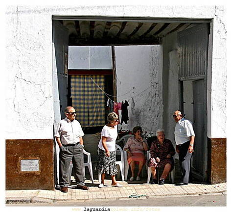 24 de Septiembre de 2007. Esperando a las carrozas.