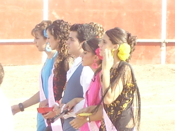 Reina, damas y mantenedor 2007 en los toros