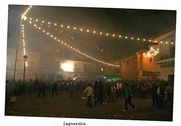 28 de septiembre de 2007. Toros de fuego en la plaza: El Público.