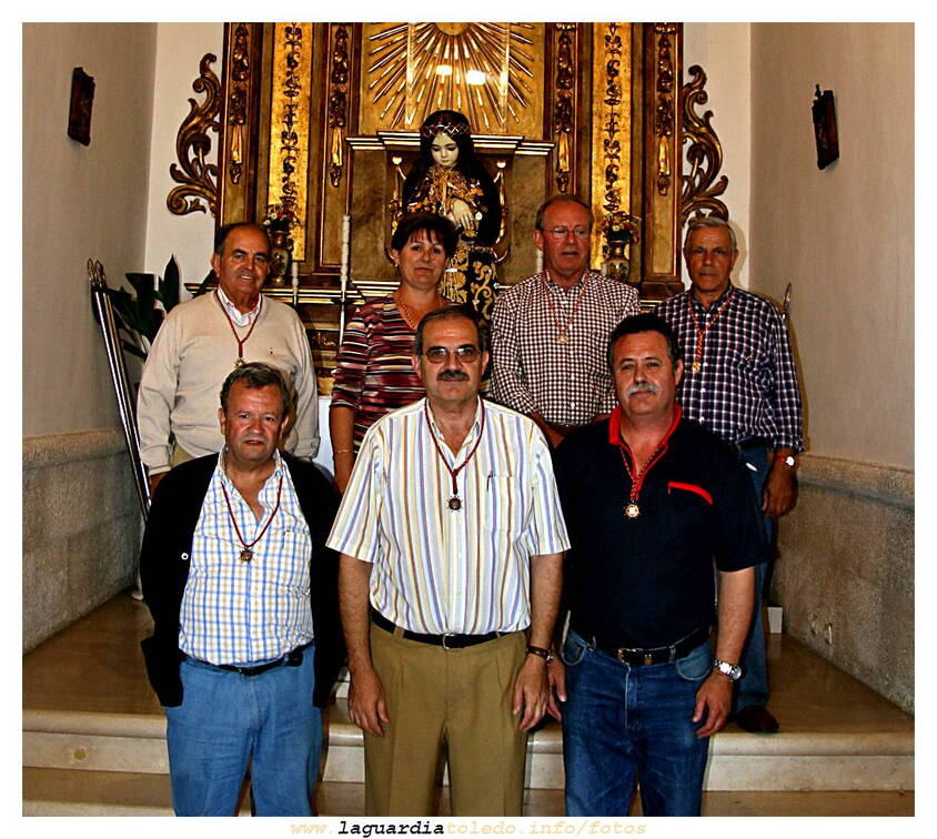 27 de septiembre de 2007. La junta directiva de la cofradía después de finalizar el último acto religioso de las fiestas 2007