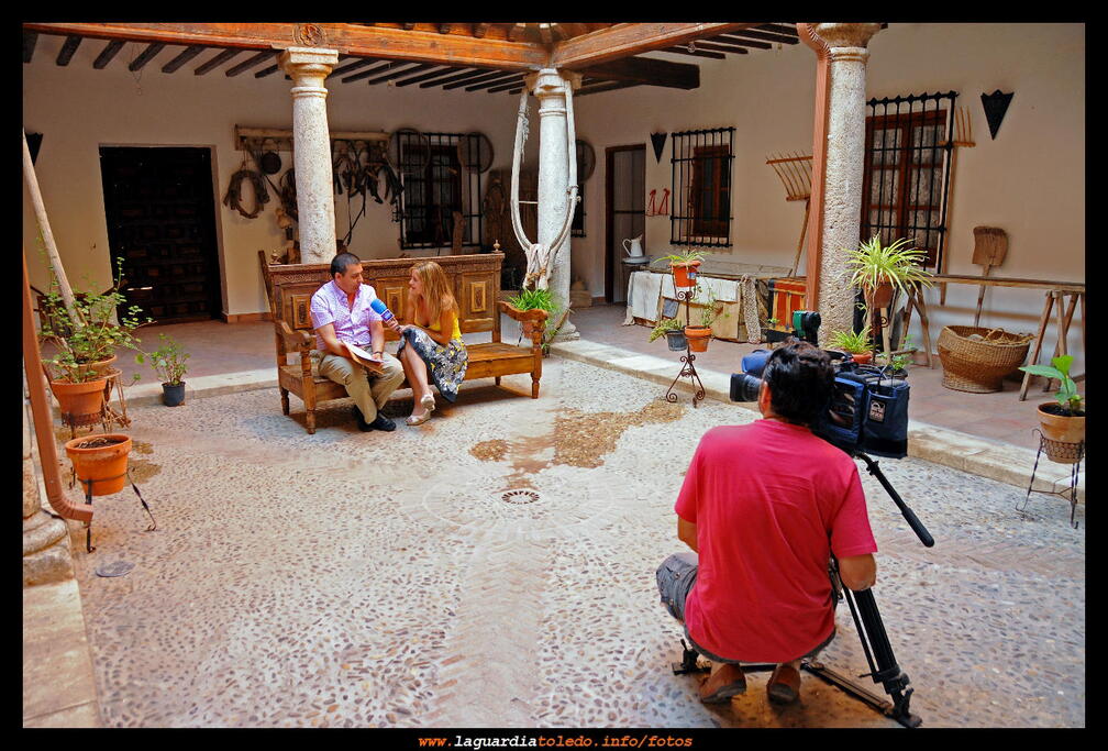 Entrevista de TV Castilla La Mancha a Jose Luis Tejero creador del primer diccionario guardiolo publicado en esta web. 1 de Agosto 2009.